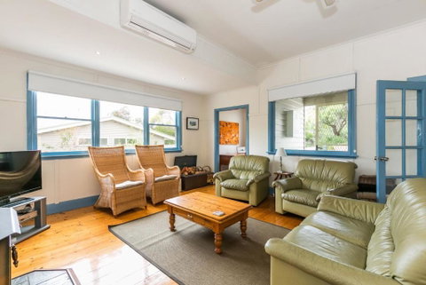 Sand Surf And Sunshine - Tweed Heads Accommodation 3