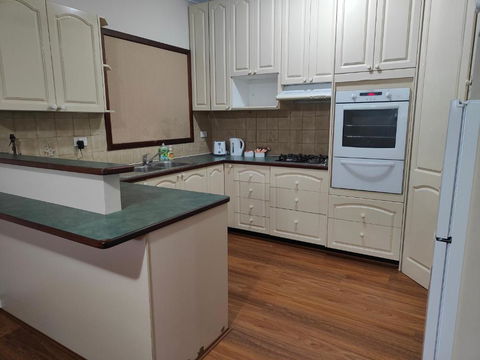 S&S Guest House - Tweed Heads Accommodation 3
