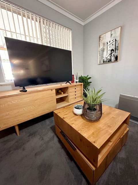Rockingham Palace - Tweed Heads Accommodation 2