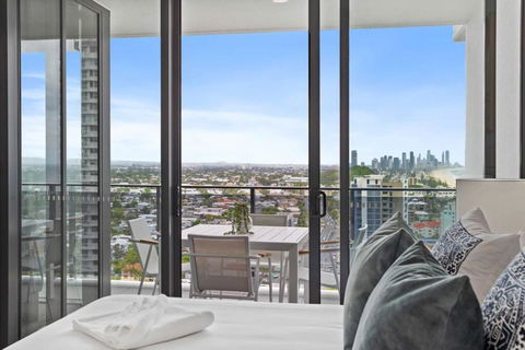 Sandbar 124 - Hosted By Burleigh Letting - Tweed Heads Accommodation 1