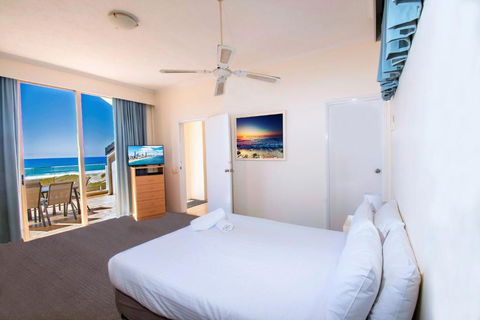 Sandcastles On Currumbin Beach - Tweed Heads Accommodation 3