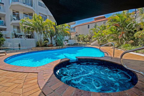 Sandcastles On Currumbin Beach - Tweed Heads Accommodation 2