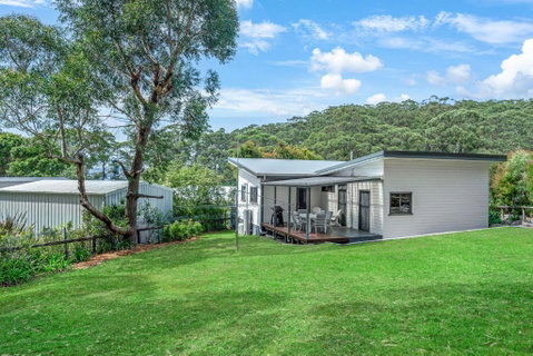 Sandlines At Hyams Beach - Tweed Heads Accommodation 2
