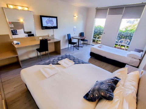Sandors Motor Inn - Tweed Heads Accommodation 3