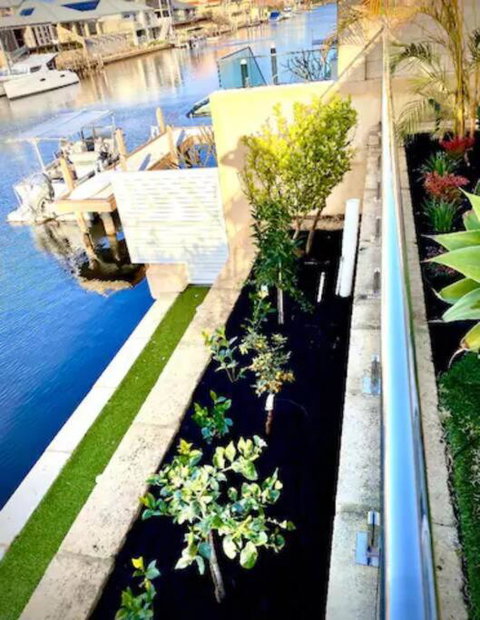 Sandpiper Island Tranquil Waterfront Views & Jetty - Tweed Heads Accommodation 1