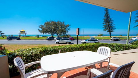 Sandrift Beachfront Apartments - Tweed Heads Accommodation 3