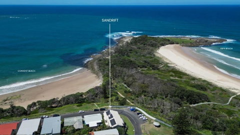 Sandrift Two - Oceanstays - Tweed Heads Accommodation 3