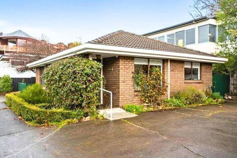 Sandy Bay Cozy Cottage Close To CBD - Tweed Heads Accommodation 2