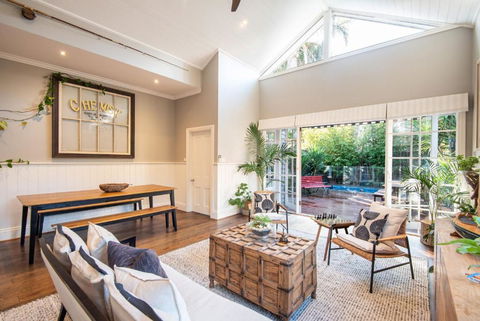 Sandy Village Retreat Heated Pool Bay Views - Tweed Heads Accommodation 2