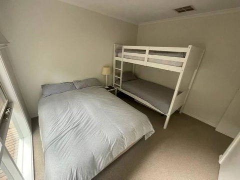 SORRENTO PEACEFUL PACIFIC...sun Fun And Surf - Tweed Heads Accommodation 2