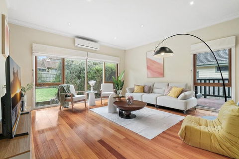 Stunning Family Home The Heart Of Box Hill North - Tweed Heads Accommodation 0