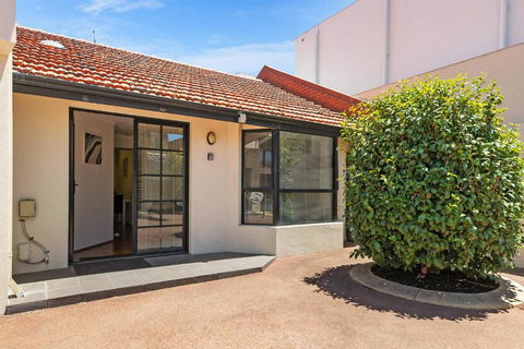 Swan River Applecross Heathcote Park 1BR Villa - Tweed Heads Accommodation 0