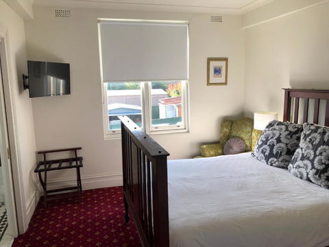 The Corner Hotel Alexandra - Tweed Heads Accommodation 1