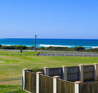 Beachside Retreat - Tweed Heads Accommodation