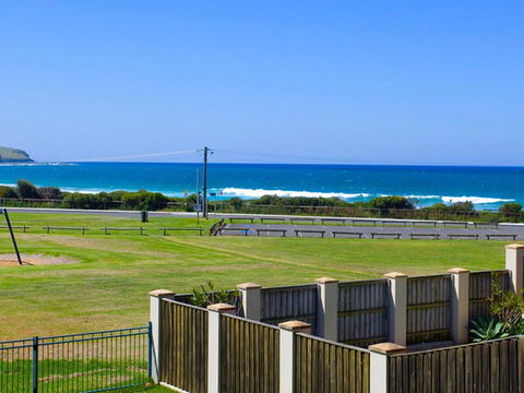 Beachside Retreat - Tweed Heads Accommodation 0