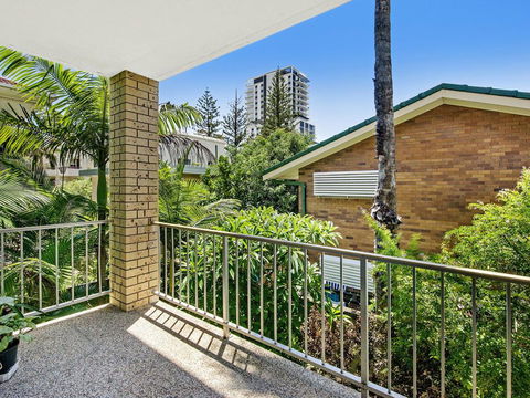 Beachside Unit Near Convention Centre - Tweed Heads Accommodation 2