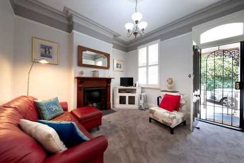 Beautiful Modern Historic Home Near Sydney Harbour - Tweed Heads Accommodation 1