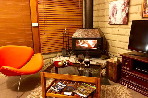 BEAUTIFUL RETREAT - 20 Mins To CBD And Only 10 Mins To MONA! - Tweed Heads Accommodation 3