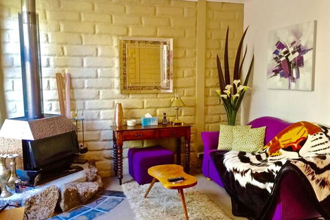 BEAUTIFUL RETREAT - 20 Mins To CBD And Only 10 Mins To MONA! - Tweed Heads Accommodation 2