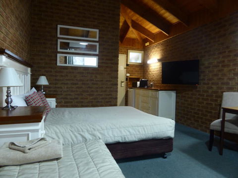 Beechworth Carriage Motor Inn - Tweed Heads Accommodation 2