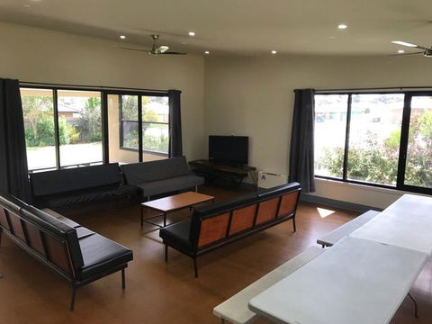 Bellarine Lodge Sleeps 30 - Tweed Heads Accommodation 1