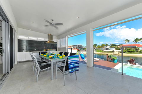 Belle Of Broadbeach - Tweed Heads Accommodation 2