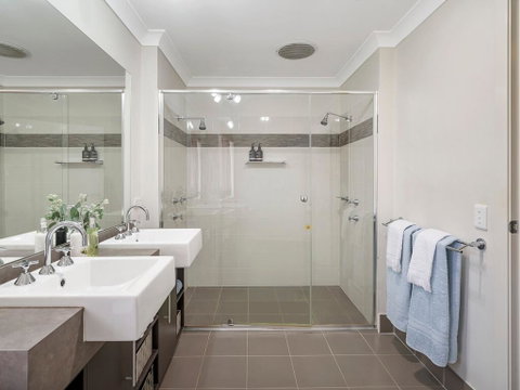 Belle View - Callala Bay - Tweed Heads Accommodation 3