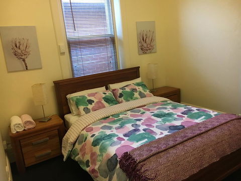 BELMONT 11 Bedroom Home In The Heart Of Victor Harbor - Tweed Heads Accommodation 3