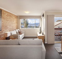 Beloka 9 - Overlooking Lake Jindabyne - Tweed Heads Accommodation