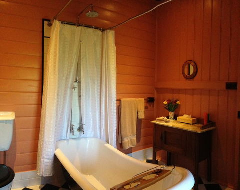 Belvoir B&B Cottages - Tweed Heads Accommodation 1