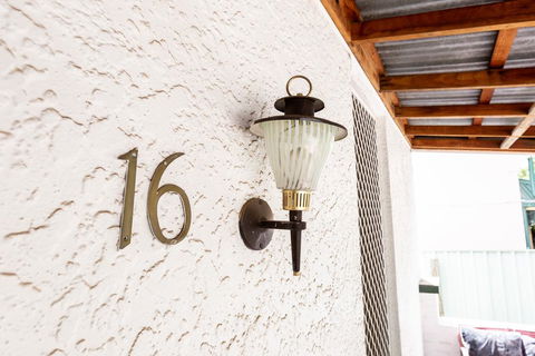 Best Central House - SLEEPS 11 !! - Tweed Heads Accommodation 1