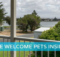 Big Stylish House with River Views Games Room  WiFI - Tweed Heads Accommodation