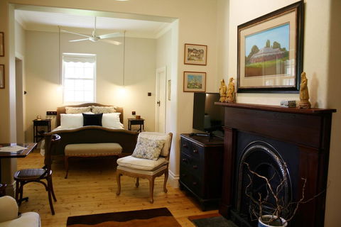 Birregurra 1865 B & B - Tweed Heads Accommodation 2