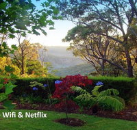 Black Cockatoo Retreat - Tweed Heads Accommodation