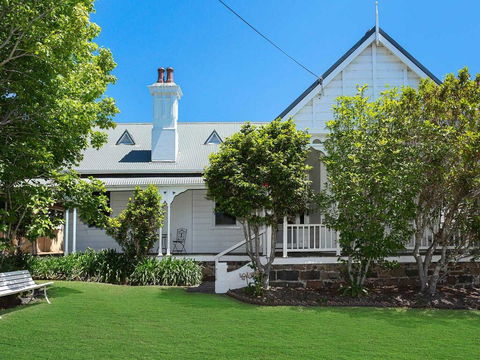 Blake House - Iconic Coastal Homestead - Tweed Heads Accommodation 0