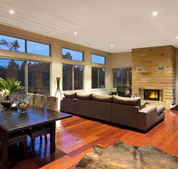 Blue Cliff Retreat - Tweed Heads Accommodation