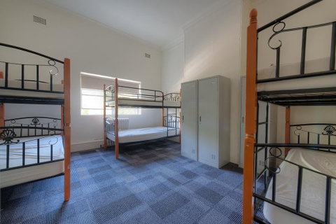 Blue Mountains Backpacker Hostel - Tweed Heads Accommodation 1