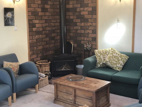 Blue Range Cottage - Tweed Heads Accommodation 3