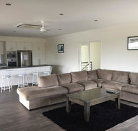 Blue Sky Apartment - Tweed Heads Accommodation