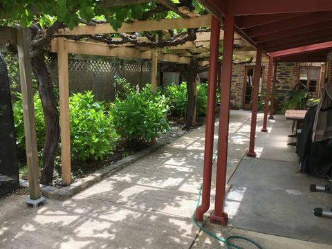 Bluebird Cottage - Tweed Heads Accommodation 0