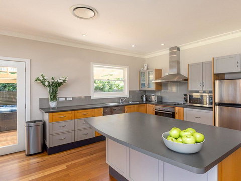 Bluewater - Riverfront Location With Water Views - Tweed Heads Accommodation 1