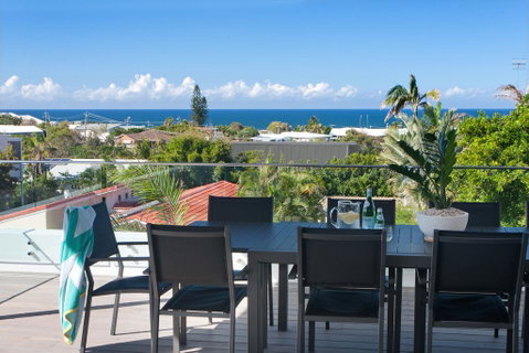Bluey's Beach House - 5 Bedroom - Tweed Heads Accommodation 1