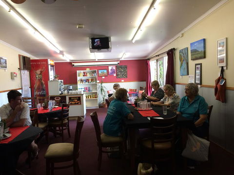 Bluff Hotel - Tweed Heads Accommodation 1