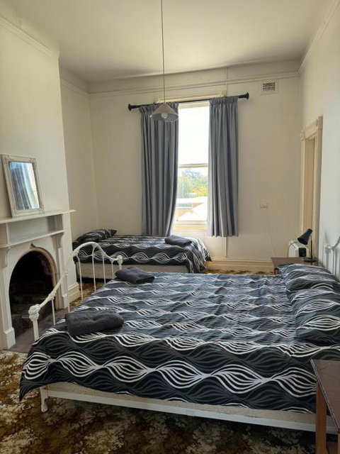 Thommos Pub - Tweed Heads Accommodation 1