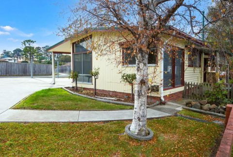Three Little Ducks - Close And Cosy - Tweed Heads Accommodation 0