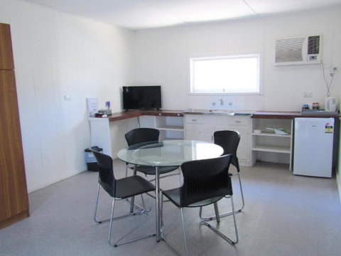 Tinman Roadhouse - Tweed Heads Accommodation 3