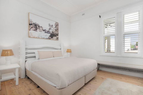 Wanderlust Cottage Grange - Tweed Heads Accommodation 1