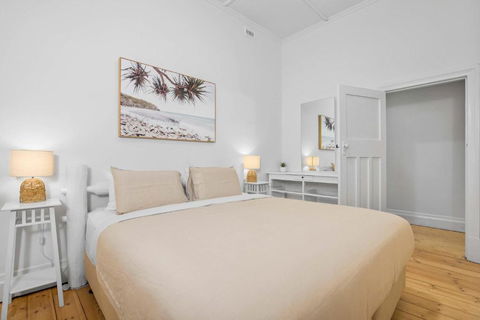 Wanderlust Cottage Grange - Tweed Heads Accommodation 2