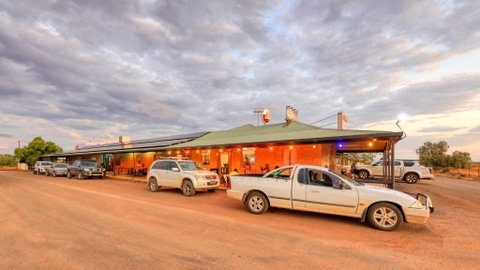 White Cliffs Hotel - Tweed Heads Accommodation 0