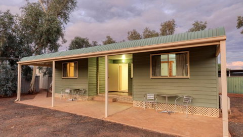 White Cliffs Hotel - Tweed Heads Accommodation 2